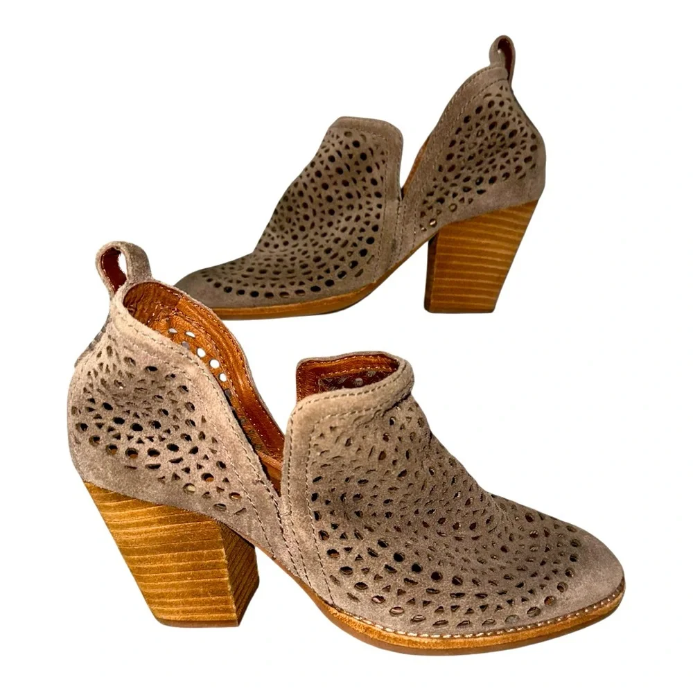 JEFFREY CAMPBELL Women's Leather Brown Rosalee Ankle Boot 6 Taupe Heeled‎ Boot